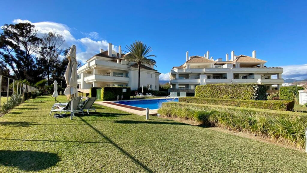 Top Floor Apartment Estepona Málaga - zdjęcie 2