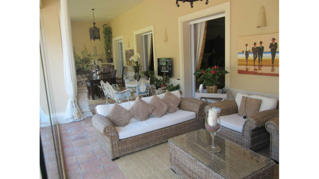 Detached Villa San Roque Club Cádiz - zdjęcie 3