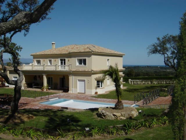 Detached Villa San Roque Club Cádiz - zdjęcie 37