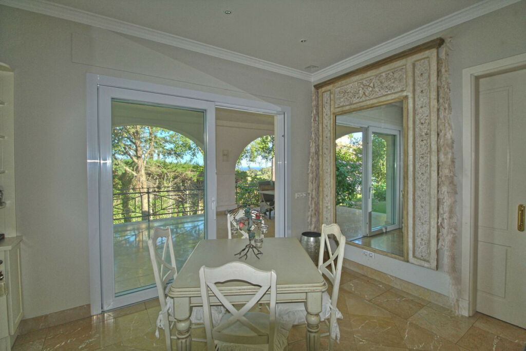 Detached Villa Sotogrande Alto Cádiz - zdjęcie 22