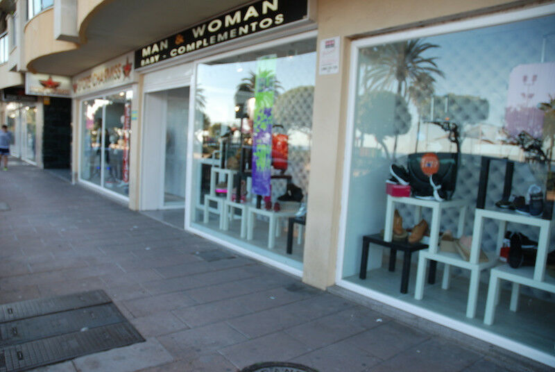 Shop Estepona Málaga - imagen 3