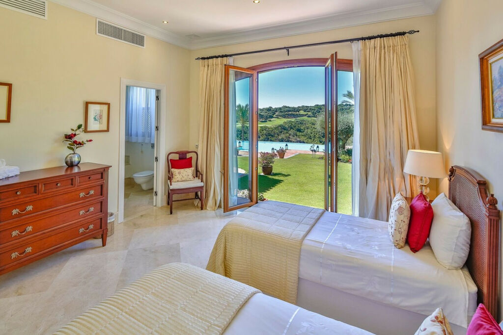Detached Villa Sotogrande Alto Cádiz - zdjęcie 19