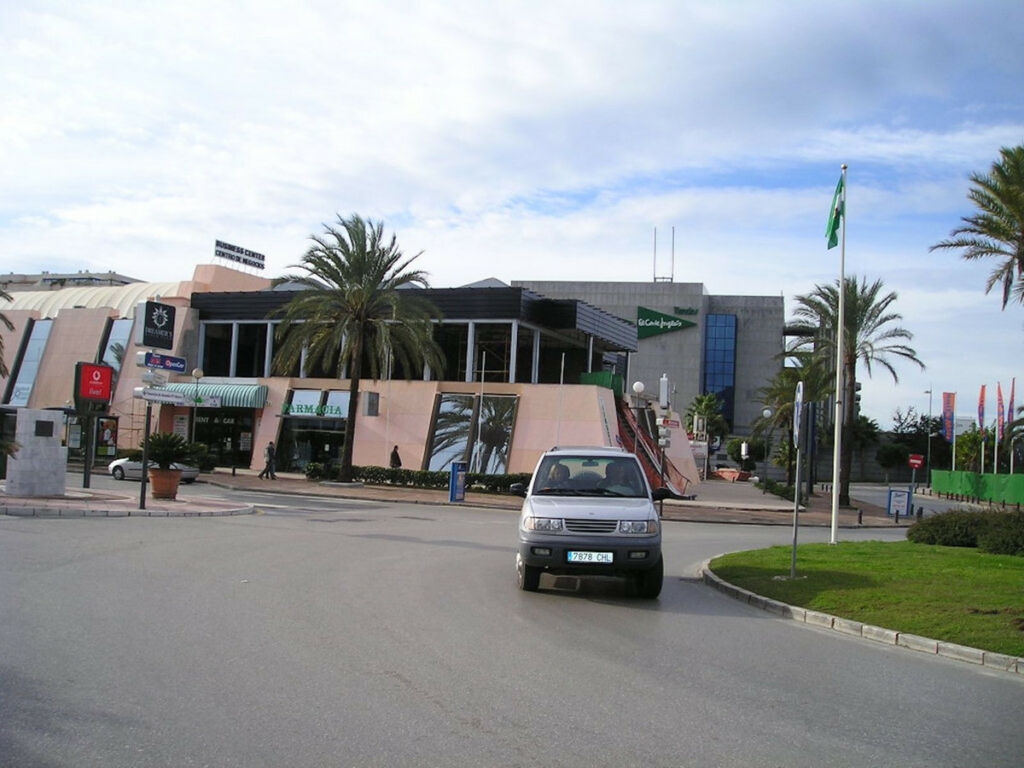 Office Puerto Banús Málaga - image 2