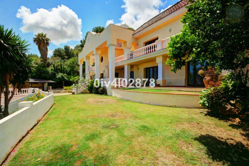 Detached Villa Benalmadena Pueblo Málaga - imagen 37