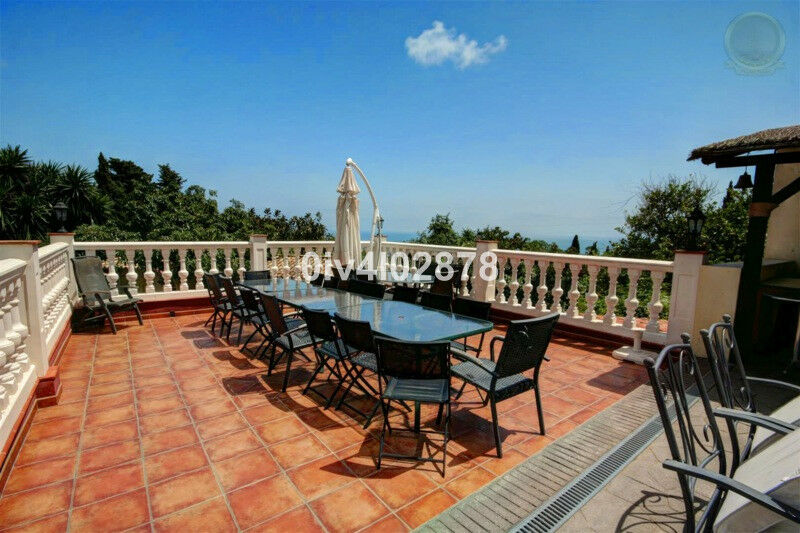 Detached Villa Benalmadena Pueblo Málaga - imagen 6
