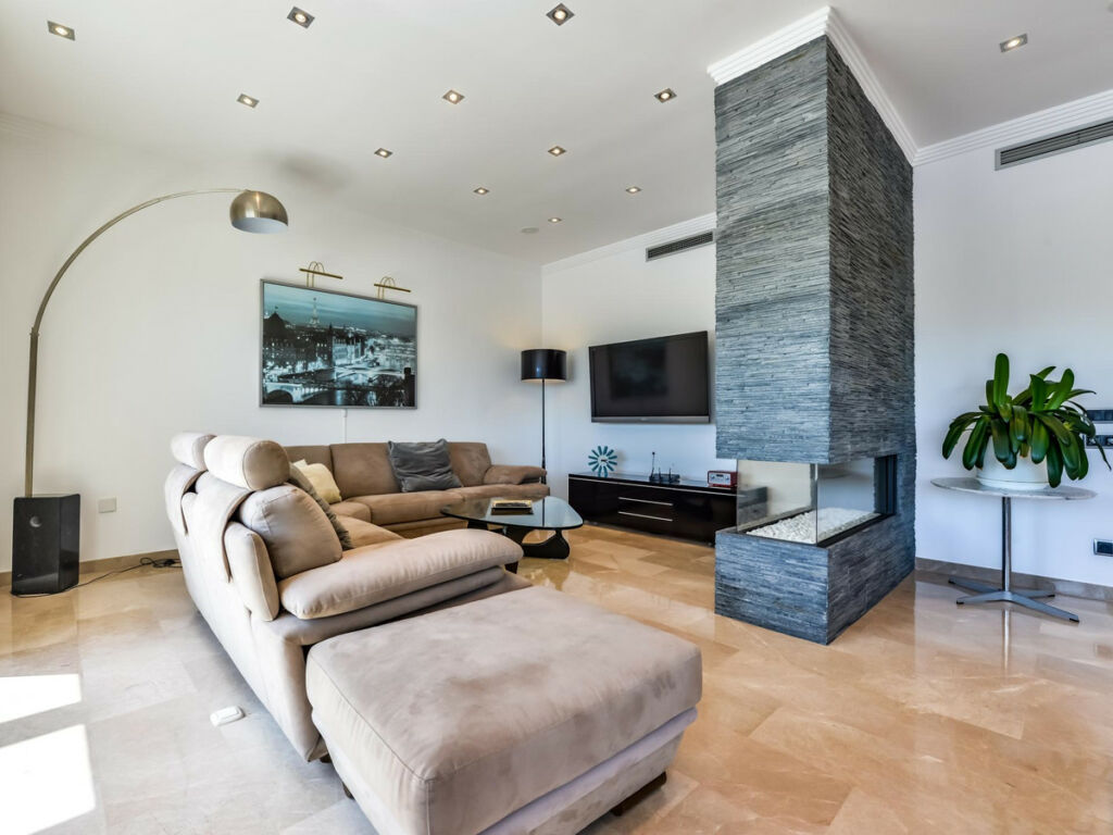 Detached Villa Benissa Alicante - image 10