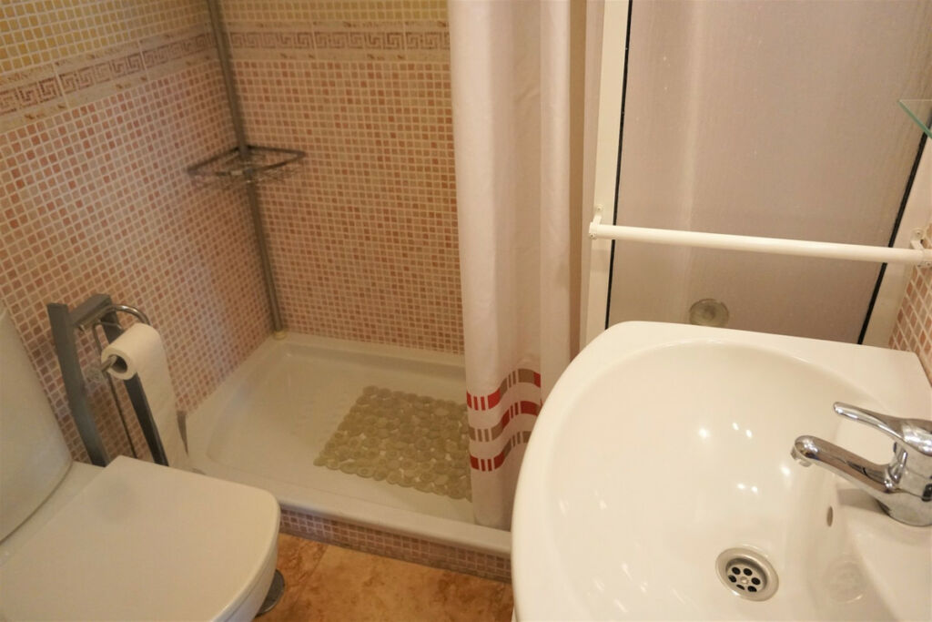 Middle Floor Apartment Caleta de Vélez Málaga - Bild 10