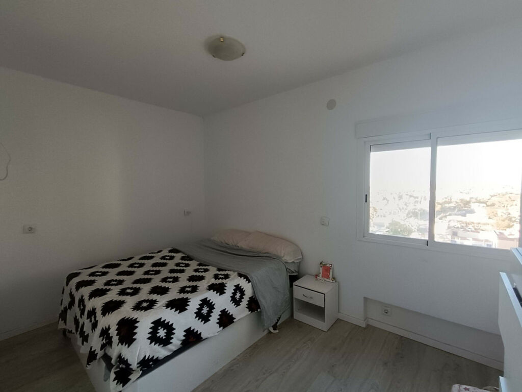 Middle Floor Apartment Campoamor Alicante - Bild 11