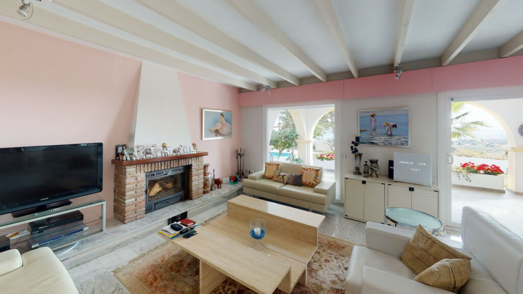 Detached Villa Benajarafe Málaga - imagen 11