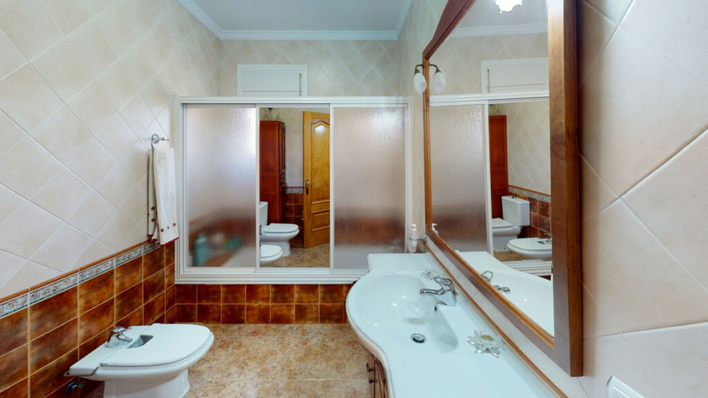 Detached Villa Alcaucín Málaga - Bild 13