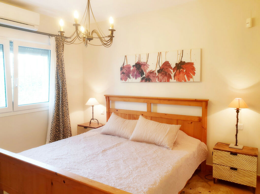 Detached Villa Moraira Alicante - image 14