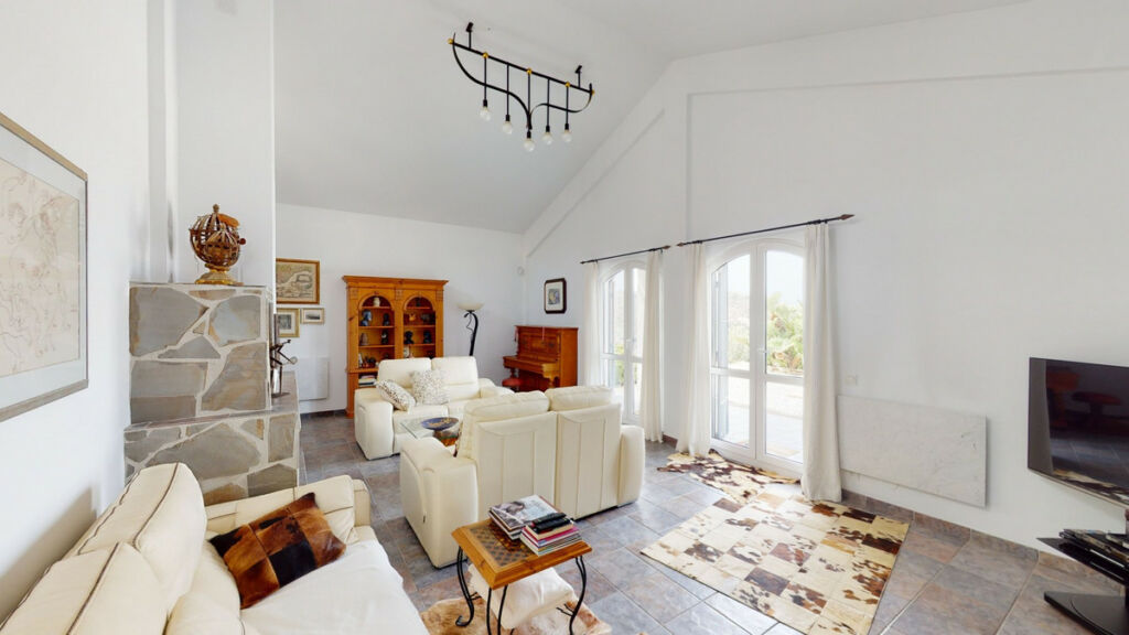 Detached Villa Sayalonga Málaga - imagen 15