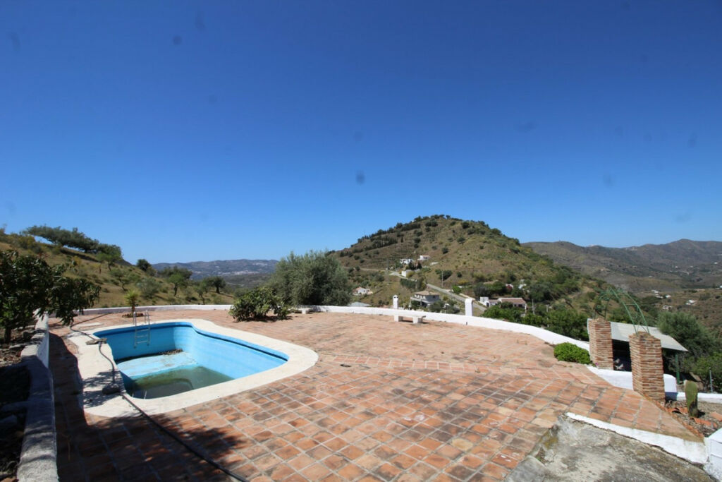 Finca - Cortijo Canillas de Aceituno Málaga - imagen 15