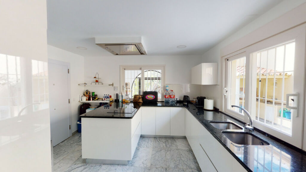 Detached Villa Benajarafe Málaga - imagen 16