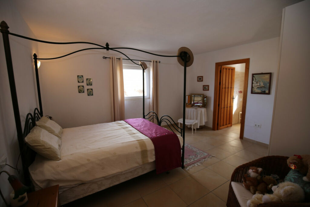 Detached Villa Alcaucín Málaga - imagen 16