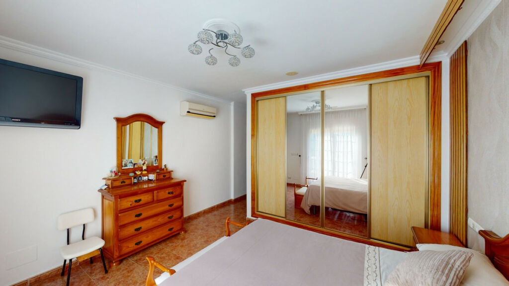 Detached Villa Alcaucín Málaga - Bild 17