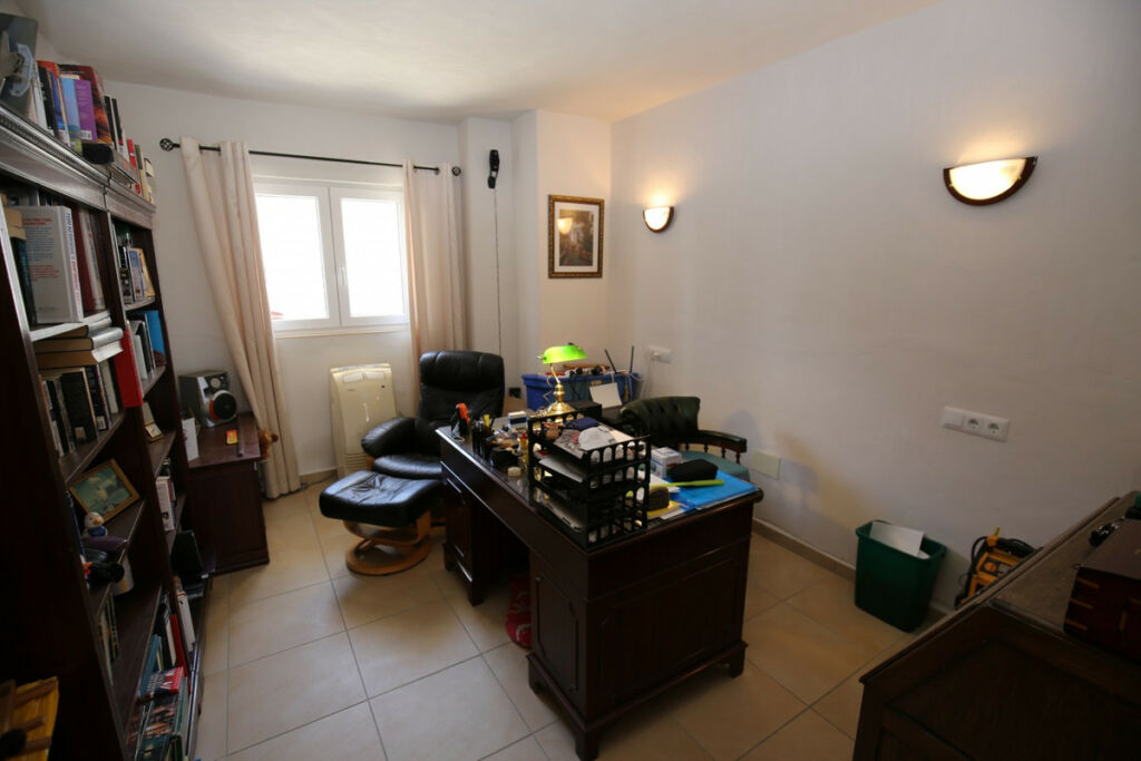 Detached Villa Alcaucín Málaga - imagen 18