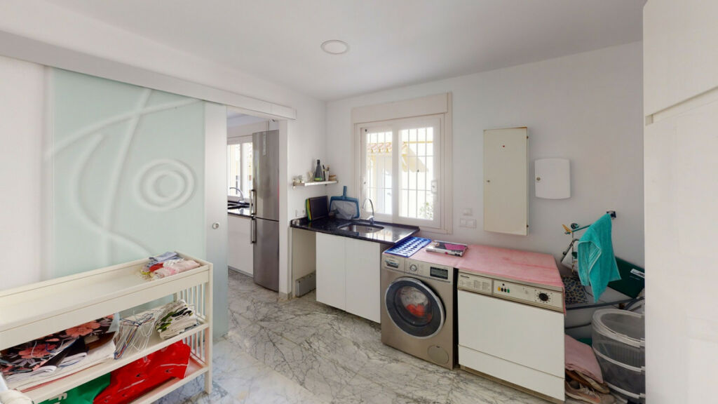 Detached Villa Benajarafe Málaga - imagen 19