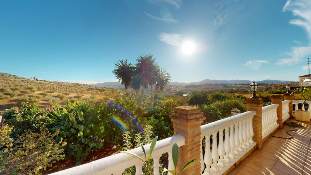 Detached Villa Alcaucín Málaga - Bild 3