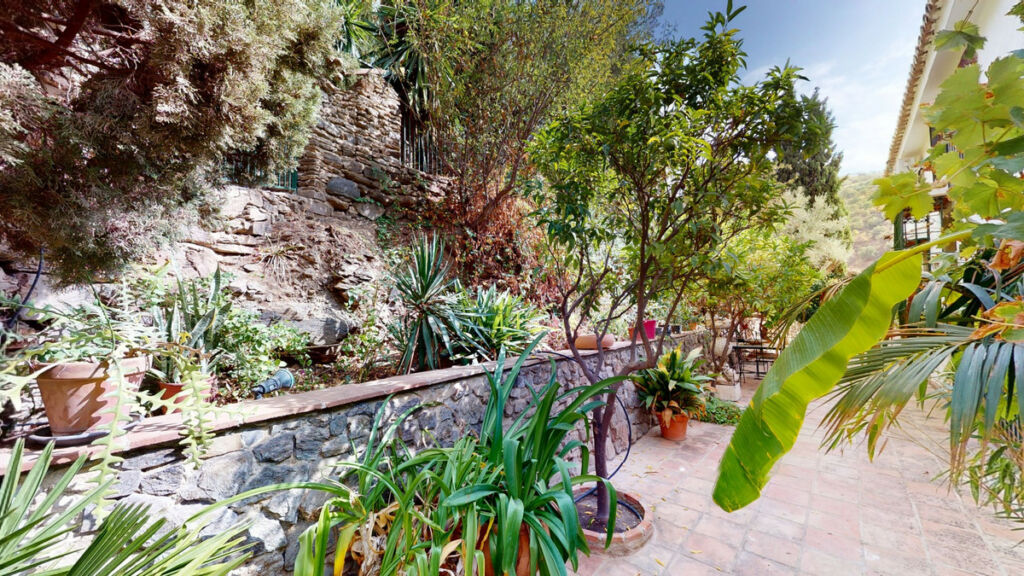 Detached Villa Sayalonga Málaga - imagen 3