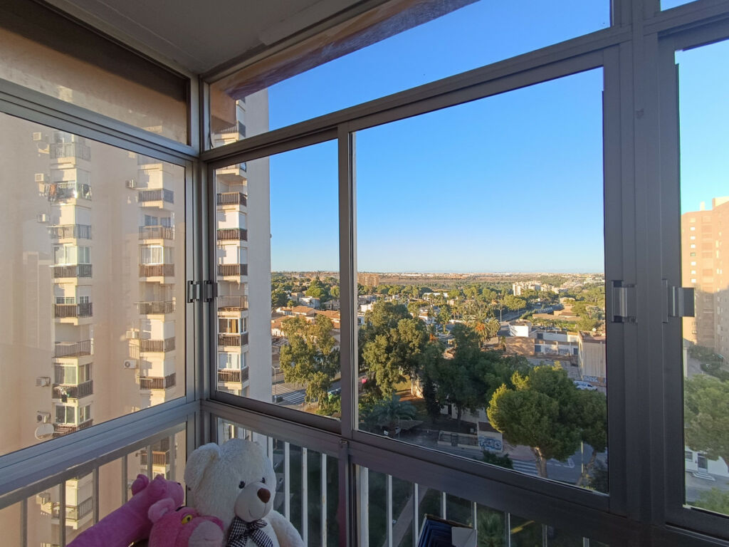 Middle Floor Apartment Campoamor Alicante - Bild 3