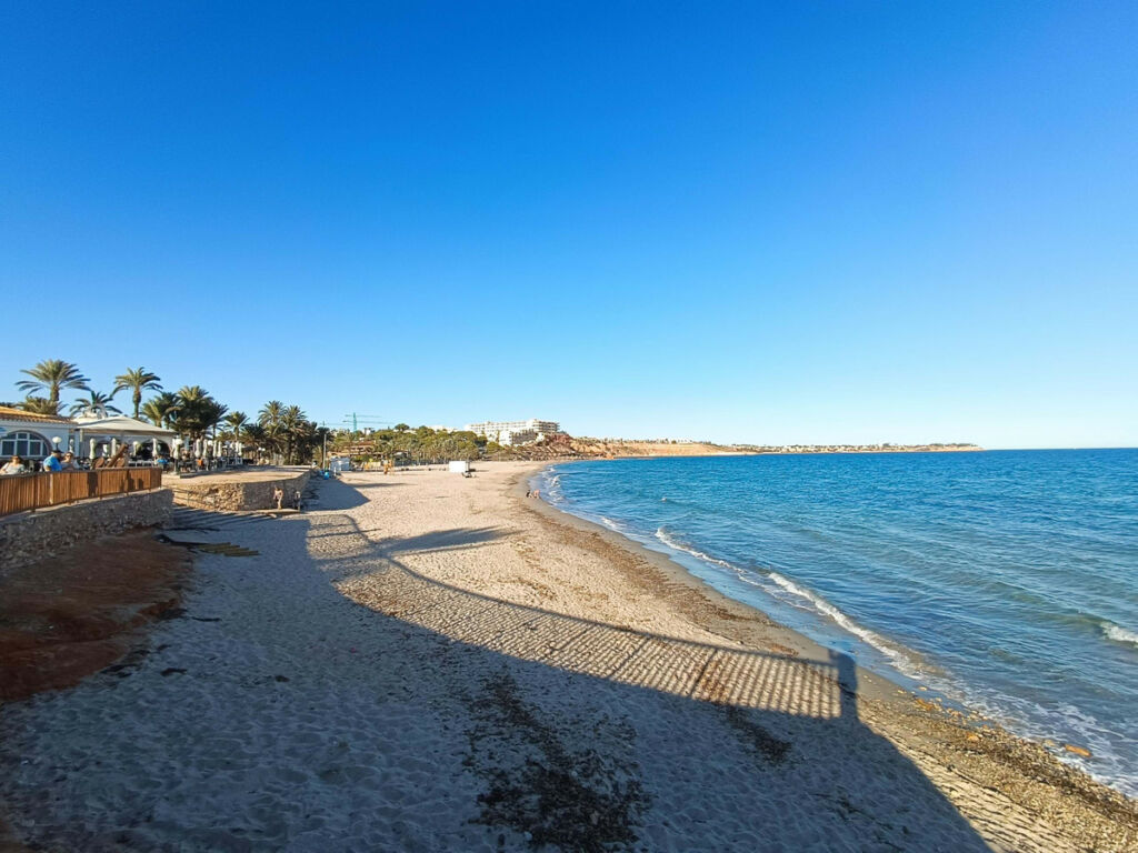 Middle Floor Apartment Campoamor Alicante - Bild 30
