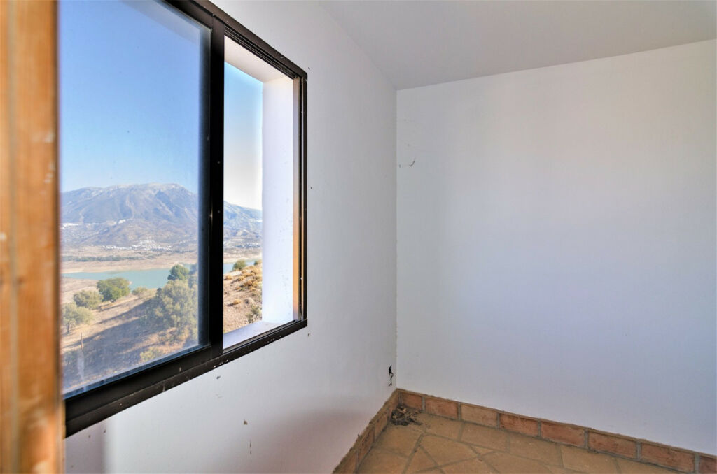 Detached Villa La Viñuela Málaga - imagen 30