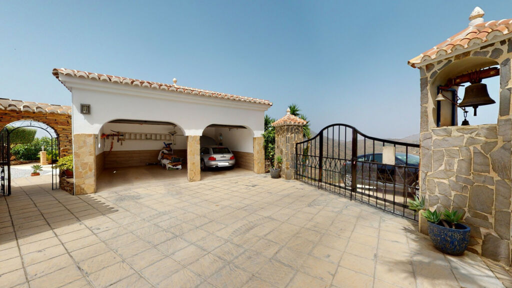 Detached Villa Sayalonga Málaga - imagen 31
