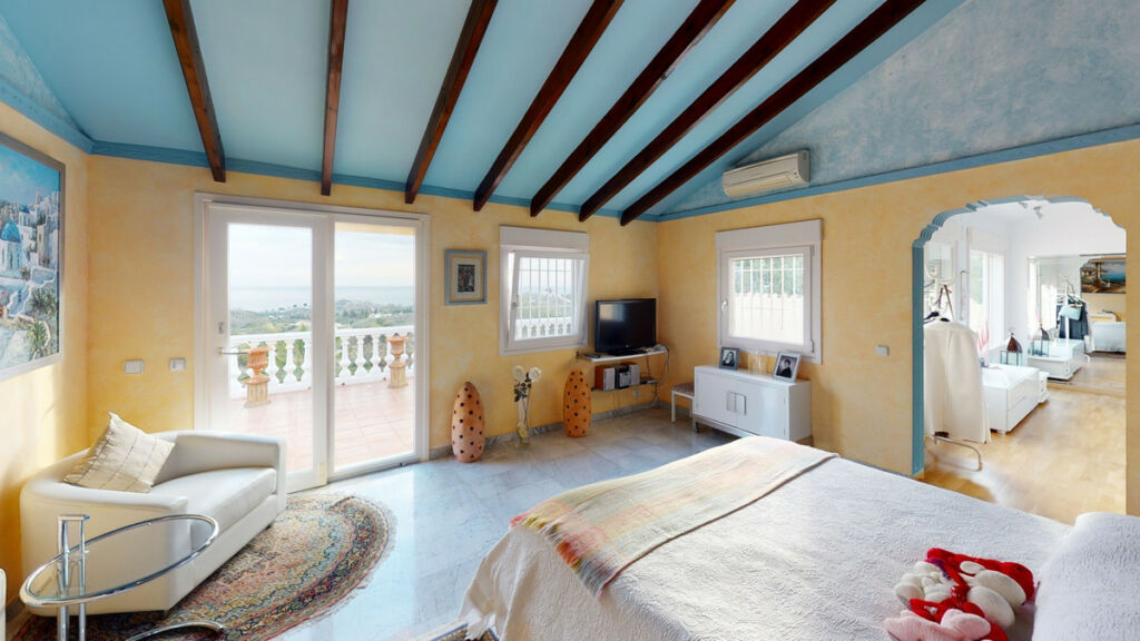 Detached Villa Benajarafe Málaga - imagen 33