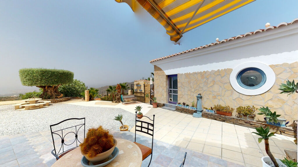 Detached Villa Sayalonga Málaga - imagen 34