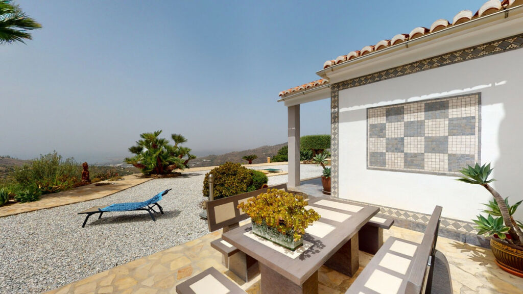 Detached Villa Sayalonga Málaga - imagen 44