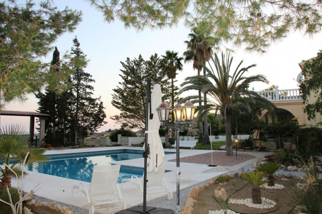 Detached Villa Benajarafe Málaga - imagen 6