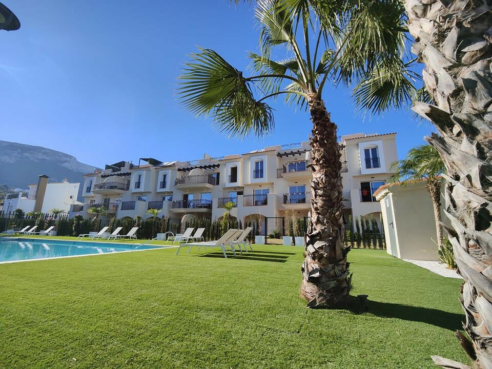 Middle Floor Apartment Denia Alicante - image 9