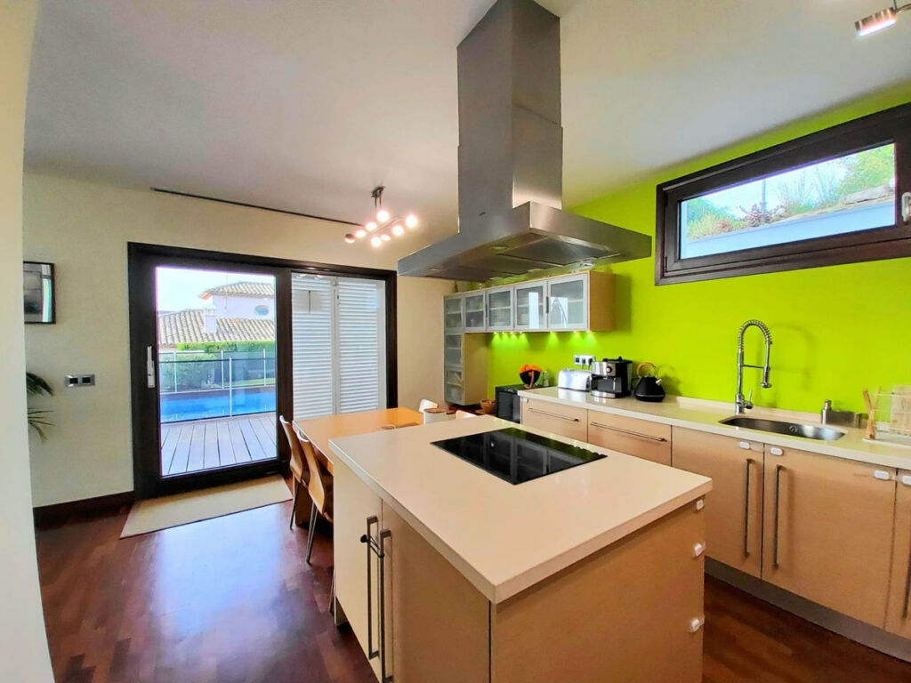 Detached Villa Torreguadiaro Cádiz - imagen 11