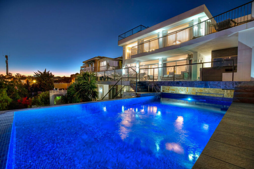 Detached Villa Mijas Costa Málaga - imagen 2