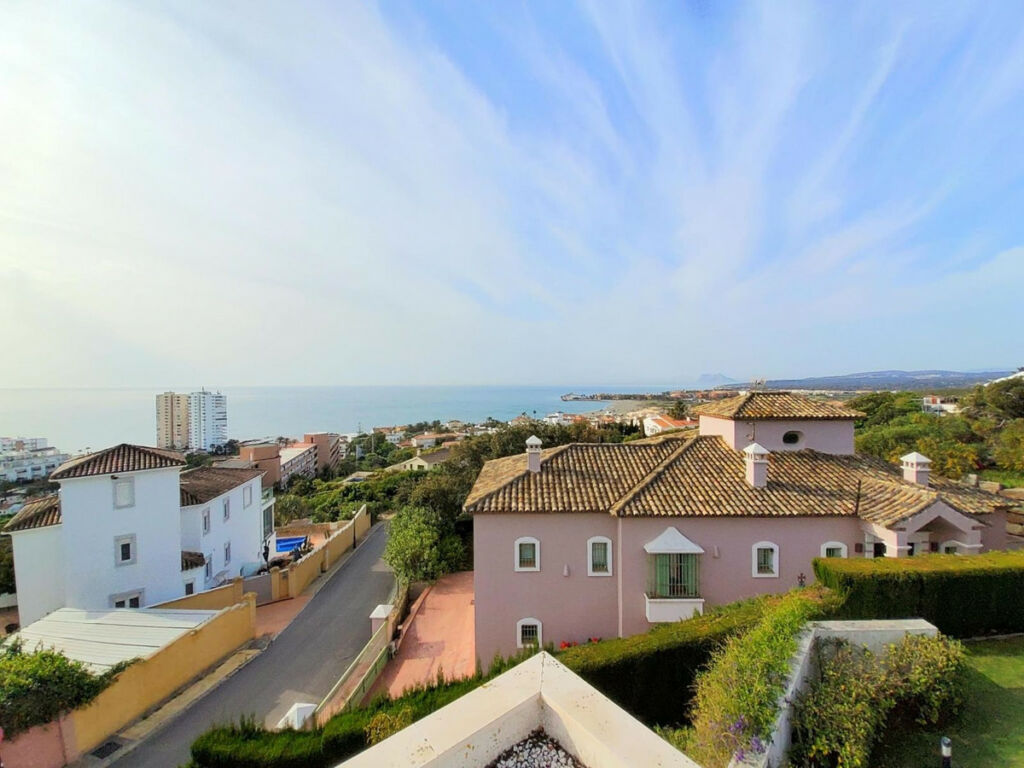 Detached Villa Torreguadiaro Cádiz - imagen 26