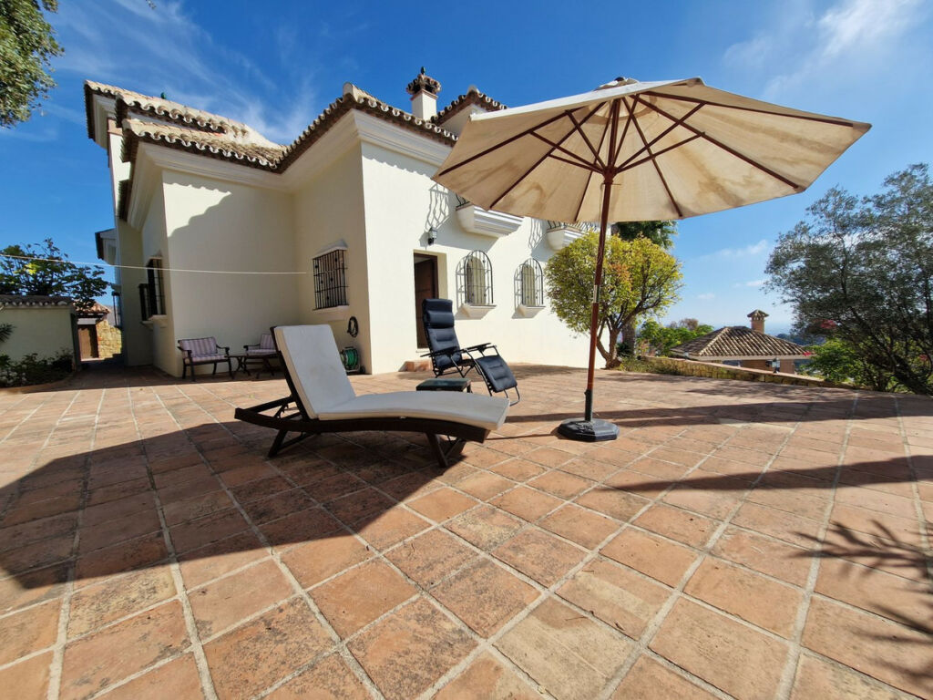 Detached Villa La Mairena Málaga - imagen 17