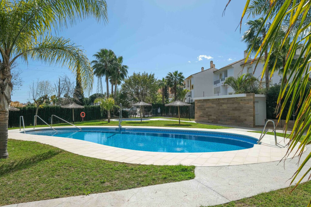 Semi-Detached House Riviera del Sol Málaga - Bild 2