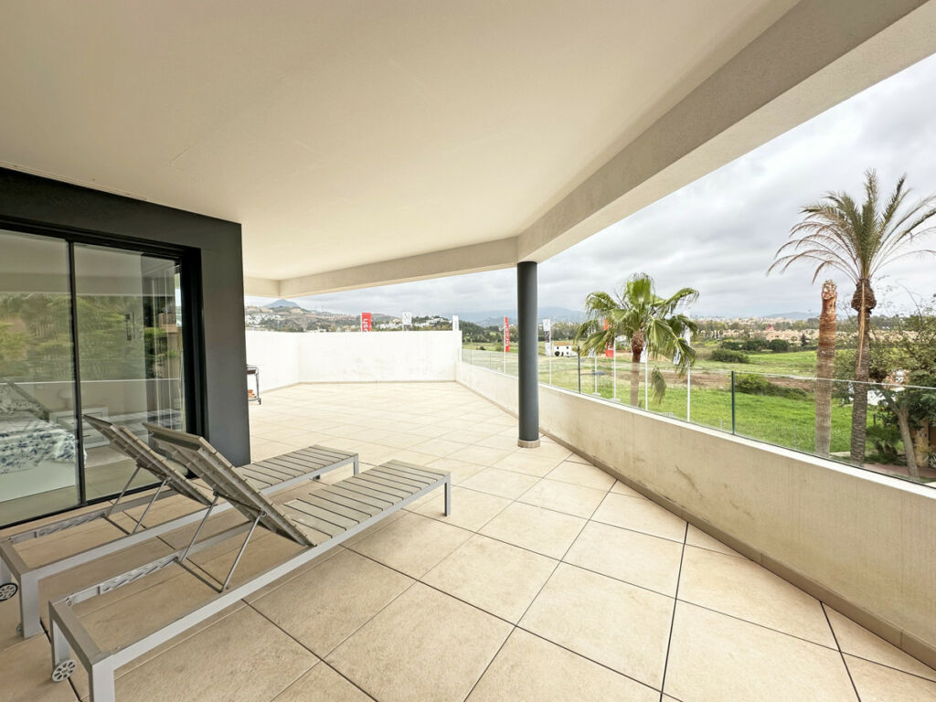 Middle Floor Apartment Estepona Málaga - Bild 24