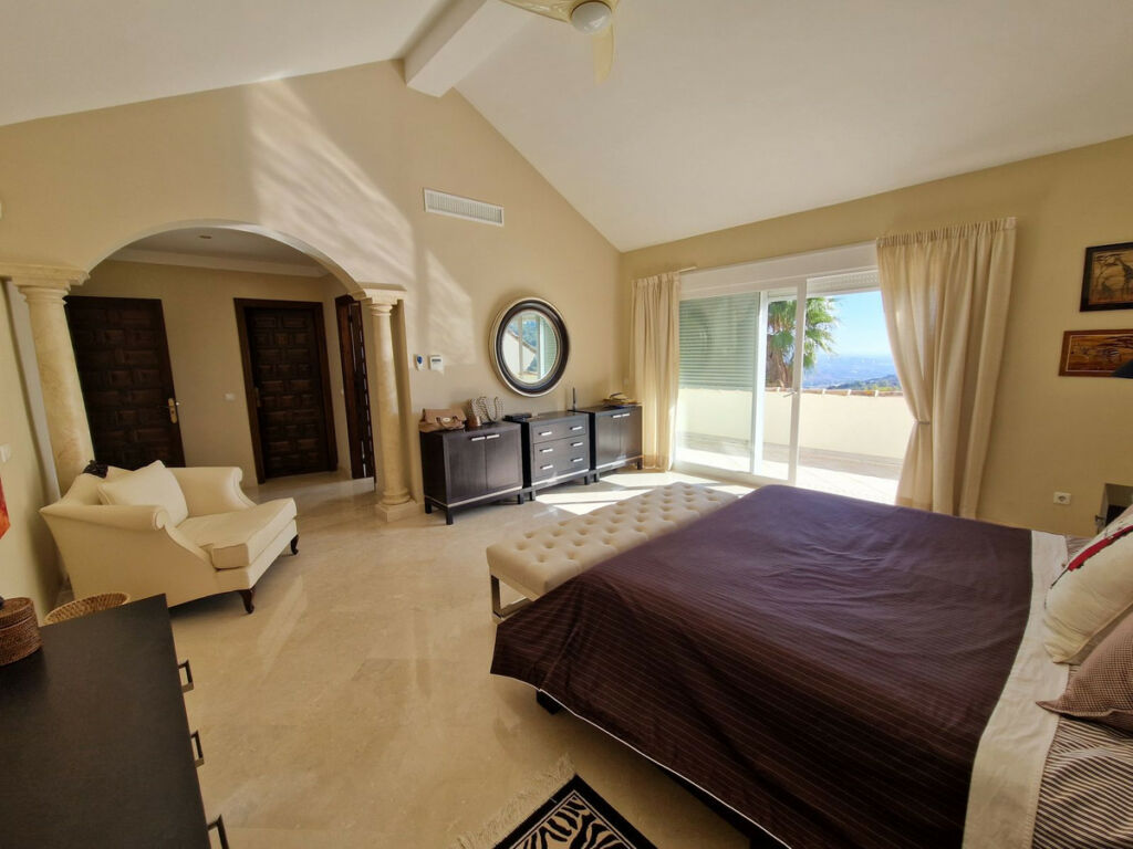 Detached Villa La Mairena Málaga - imagen 38