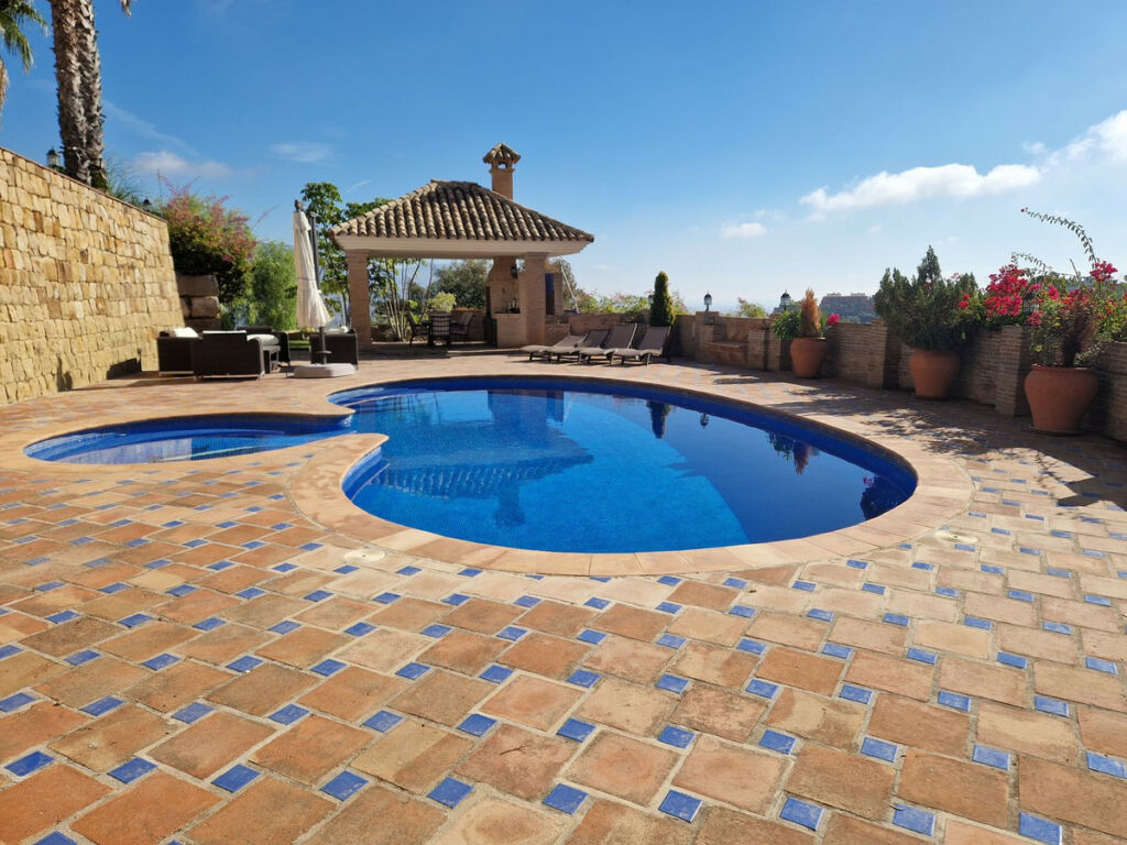 Detached Villa La Mairena Málaga - imagen 6