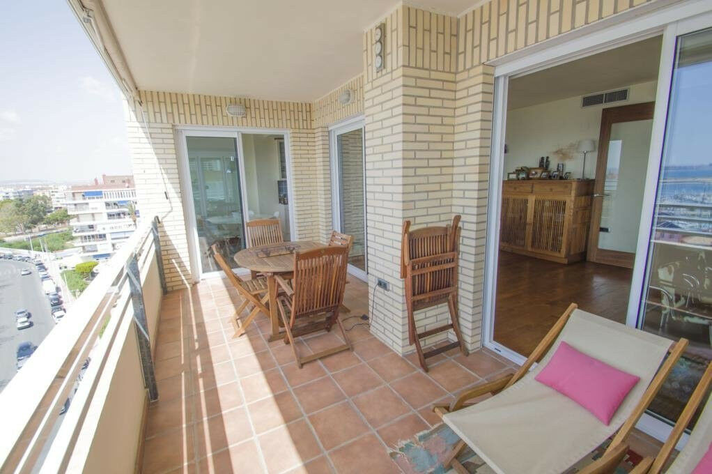 Middle Floor Apartment Torrevieja Alicante - imagen 14