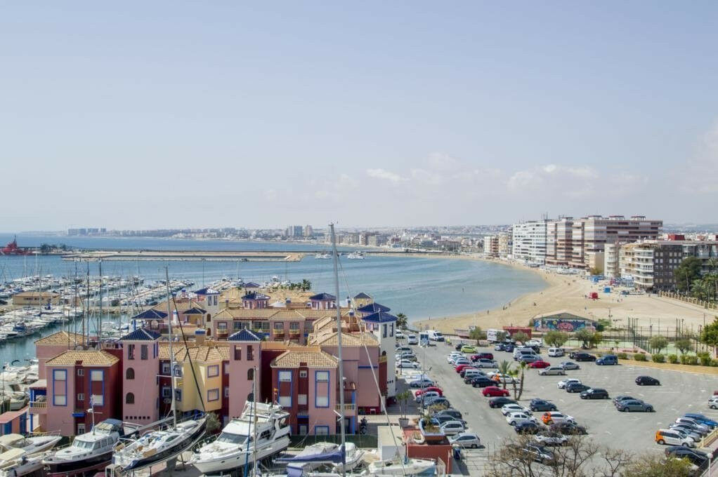 Middle Floor Apartment Torrevieja Alicante - imagen 19