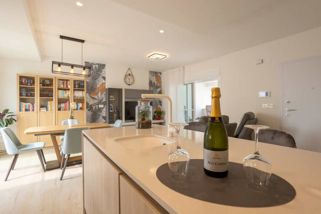 Middle Floor Apartment Blue Lagoon Alicante - image 3