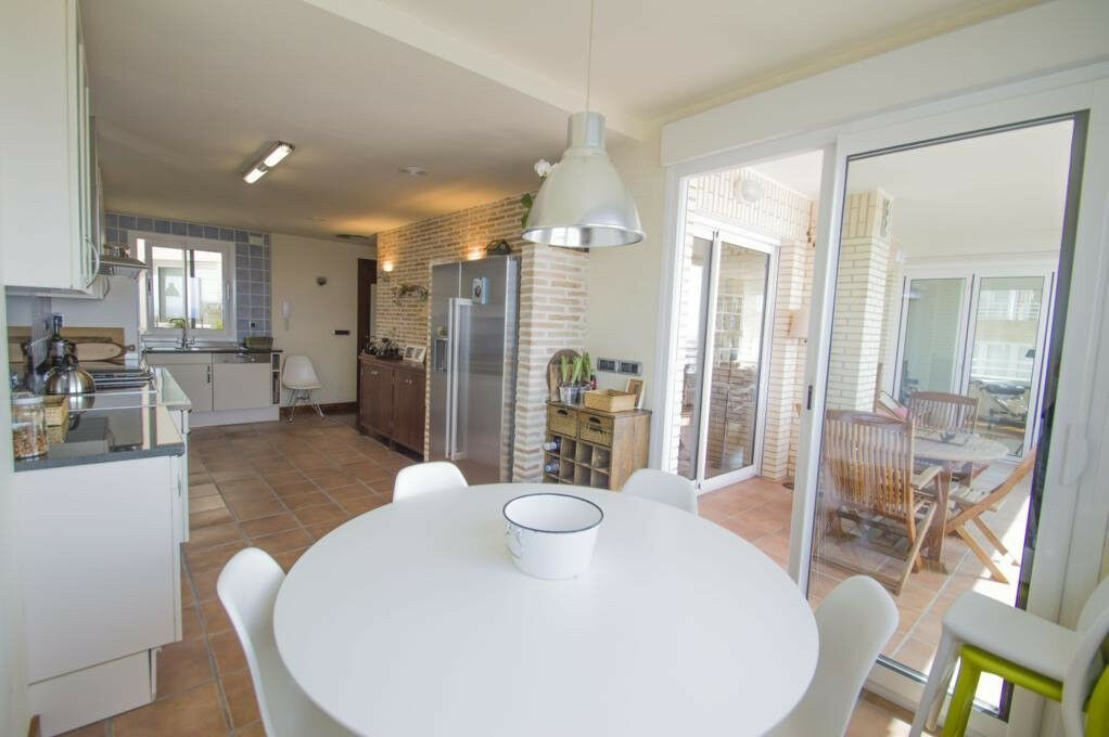 Middle Floor Apartment Torrevieja Alicante - imagen 4