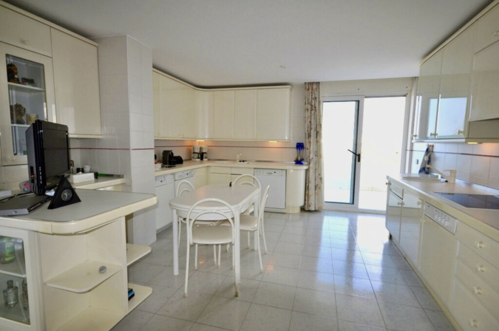 Middle Floor Apartment The Golden Mile Málaga - Bild 10