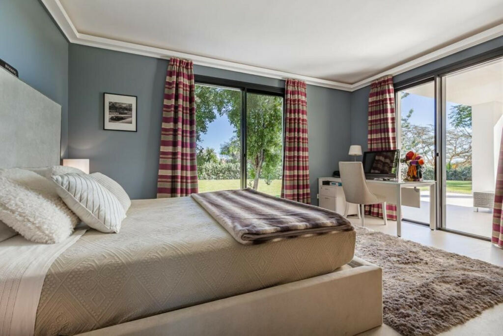 Detached Villa Atalaya Málaga - image 13