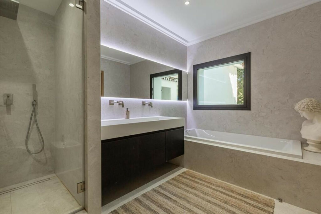 Detached Villa Atalaya Málaga - image 14