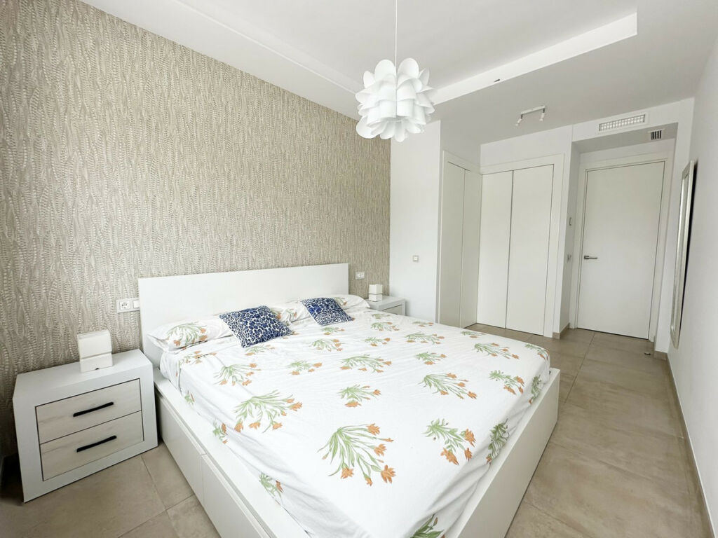 Middle Floor Apartment Estepona Málaga - Bild 12