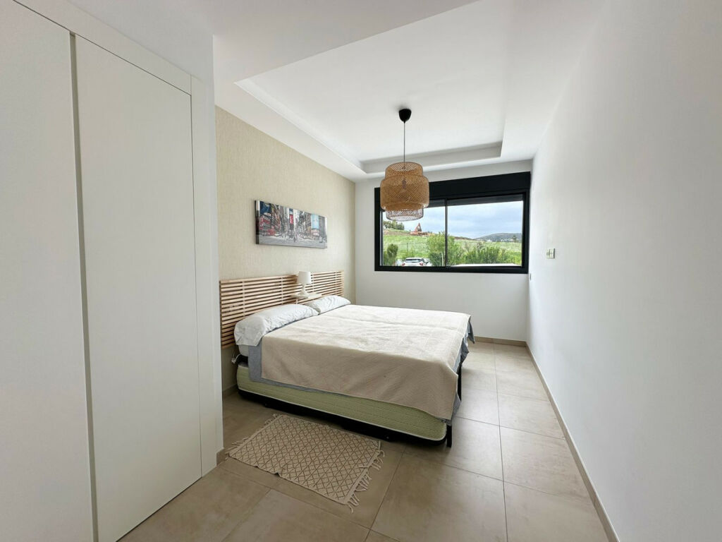 Middle Floor Apartment Estepona Málaga - Bild 13